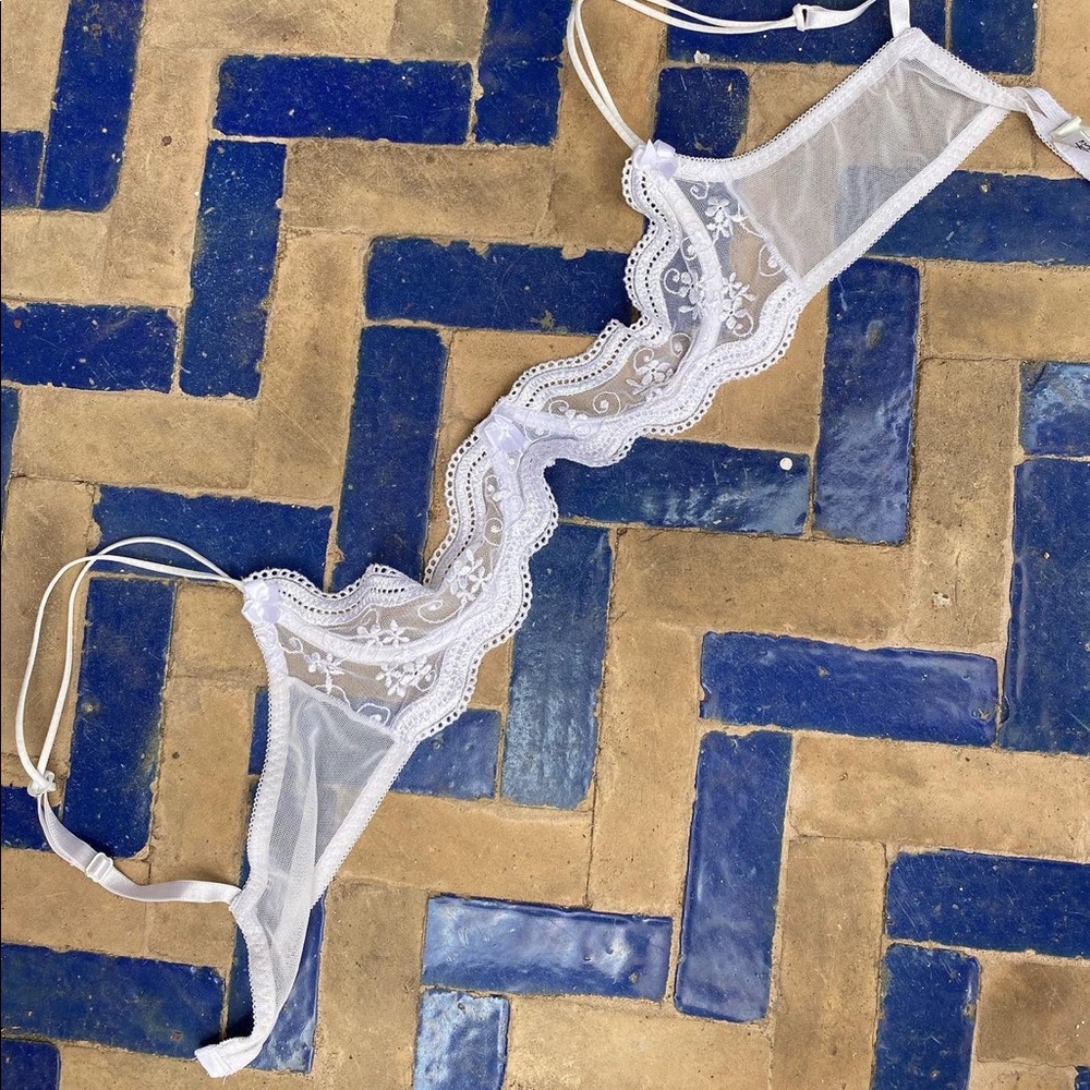 Vintage babydoll bra from @m.o.d.vintage on Instagram